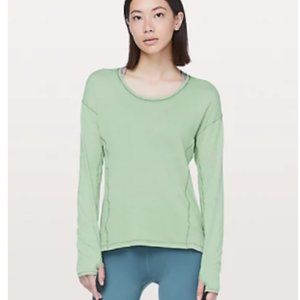 Lululemon Sweat Embrace Long Sleeve Shirt 6 light green